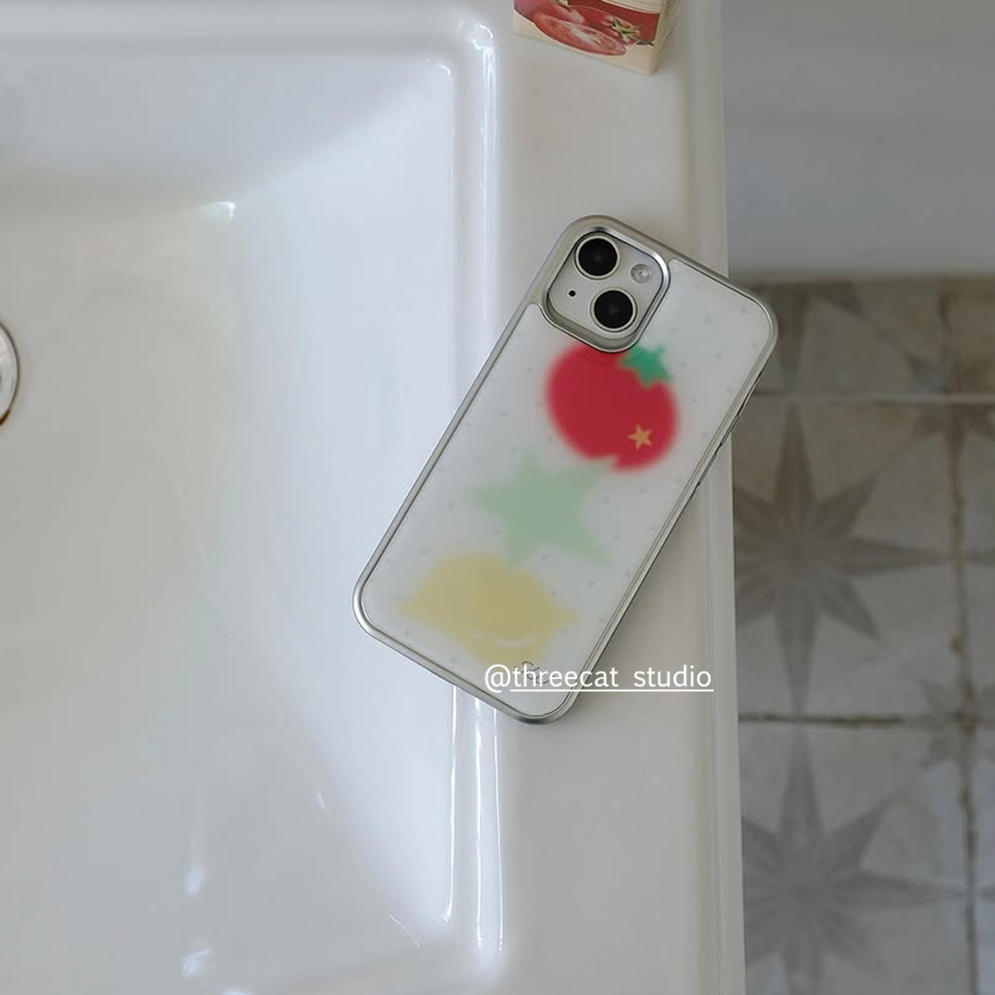 Korean Halation Tomato Lemon S - Phone Cases Brown ulasan dan harga